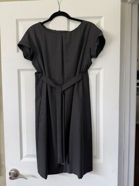 Tara Jarmon Charcoal Short-Sleeve Dress with High Waist Tie